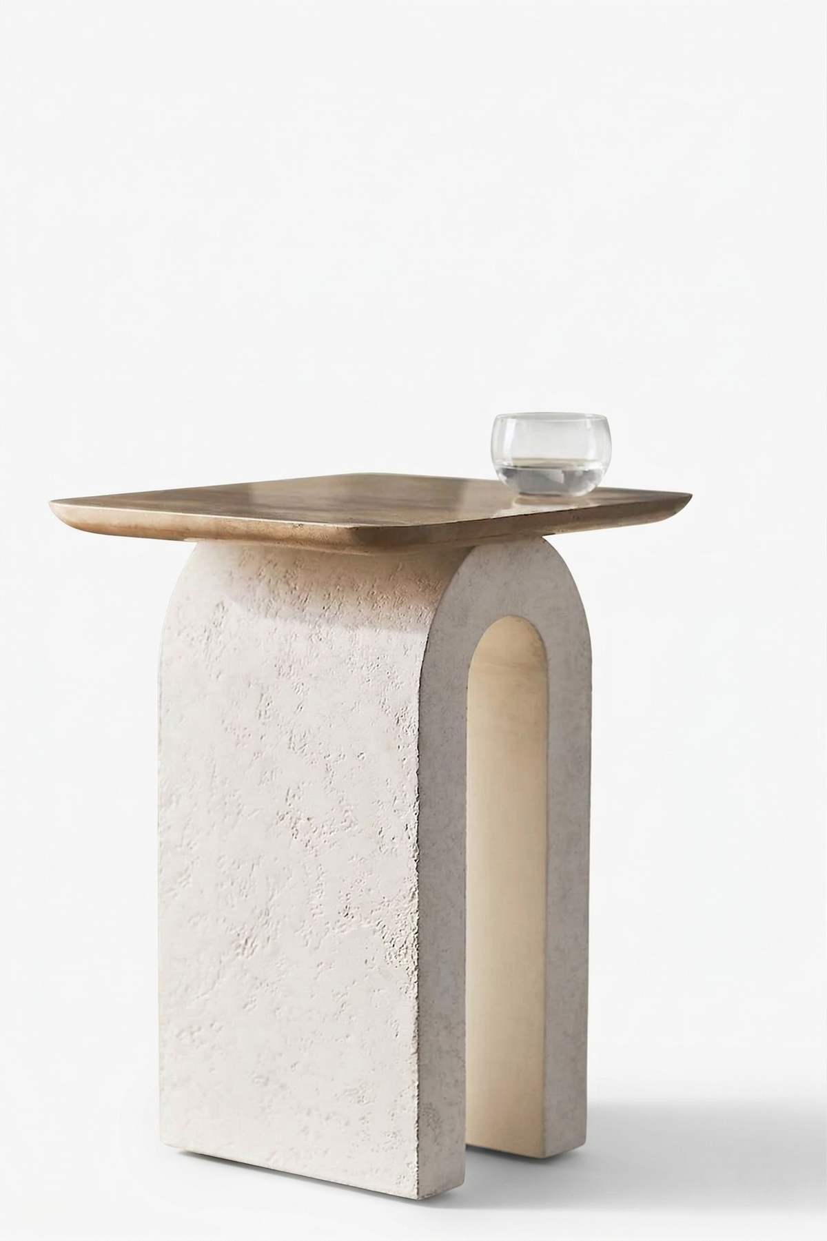 The Arcus Pedestal.